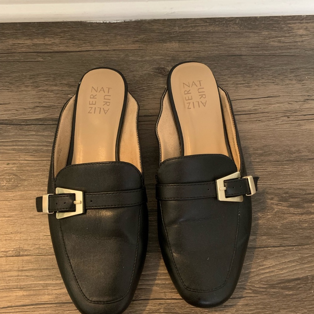 Naturalizer Slip-on Loafers